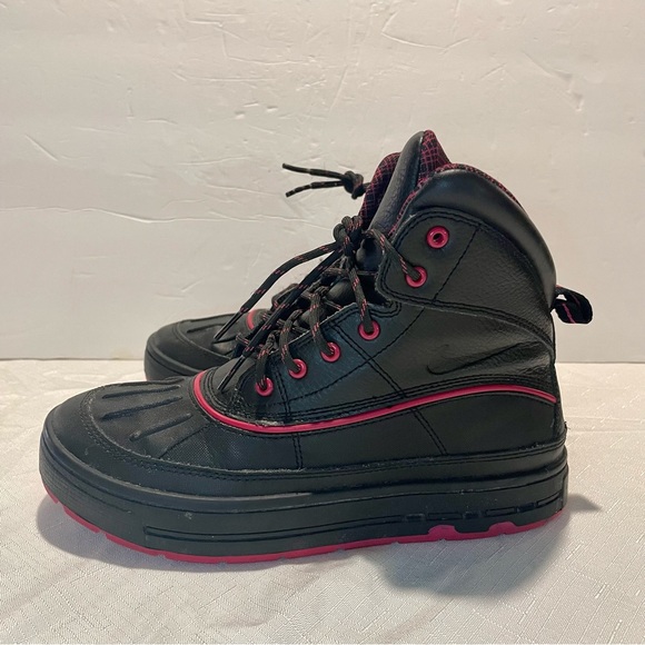 female acg boots